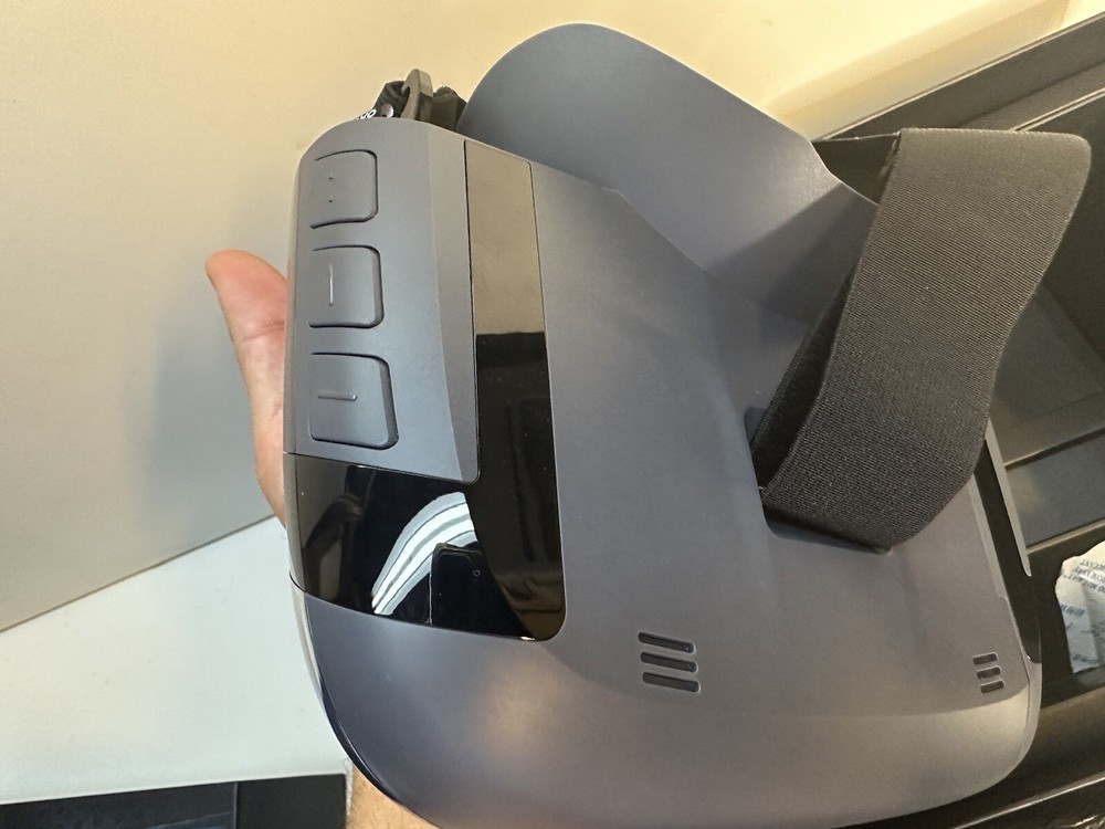 Lenovo Star Wars Jedi Challenges AR Headset w/ Lightsaber Controller Virtual