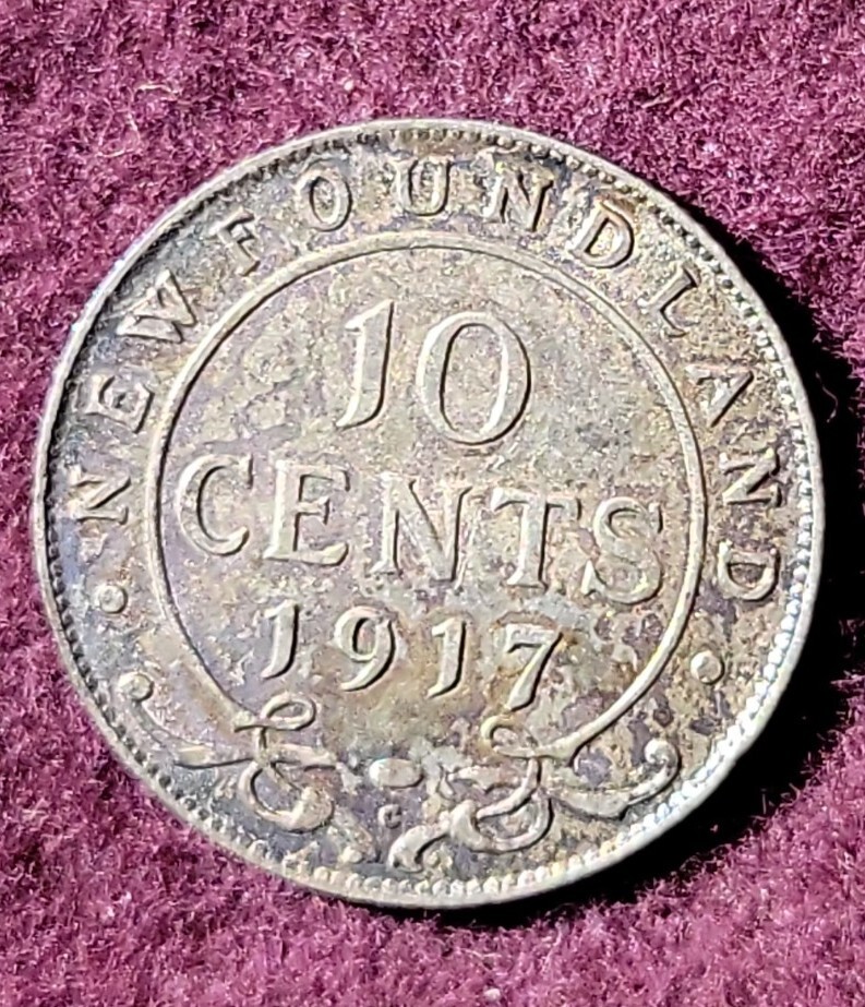 1917-C NEWFOUNDLAND CANADA 10 cent silver  - Solid AU  stk#k907