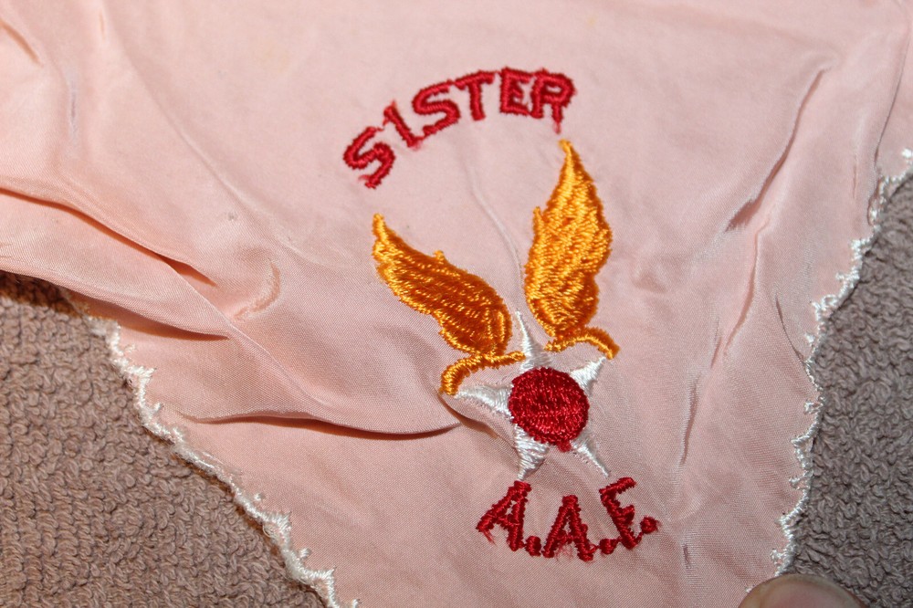 Original WW2 U.S. AAF "Sister" Pink Silk Gift Hankie/Napkin
