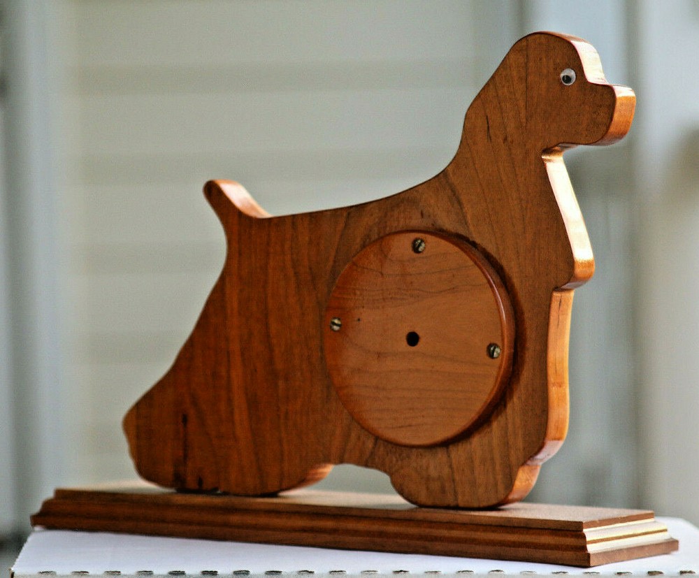 CLOCK,Quartz Shelf/mantel Solid Cherry COCKER SPANIEL (1) AA battery,8 7/8" tall
