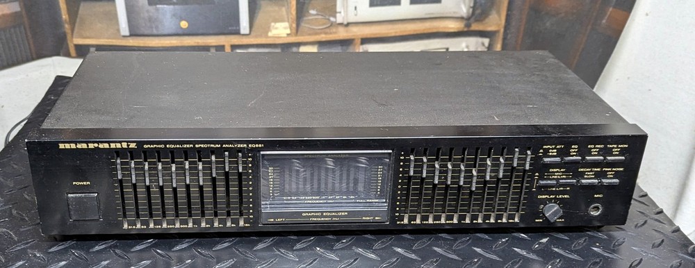 Marantz graphic equalizer with spectrum analyzer EQ551