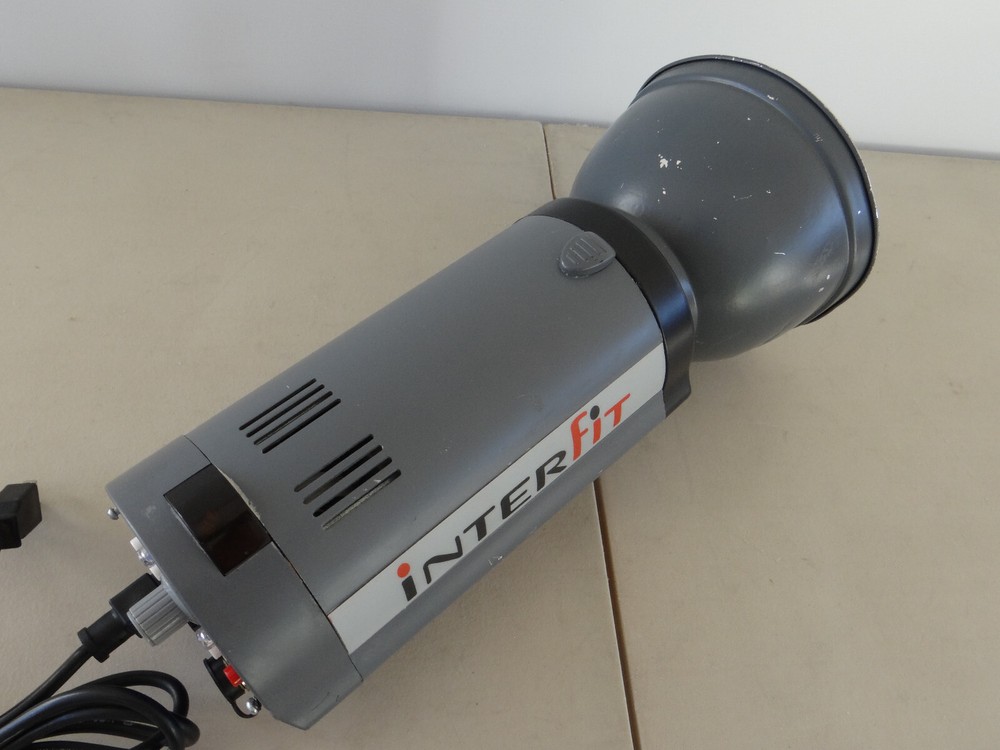 Interfit Stellar Xreme X 300 Flash Monolight