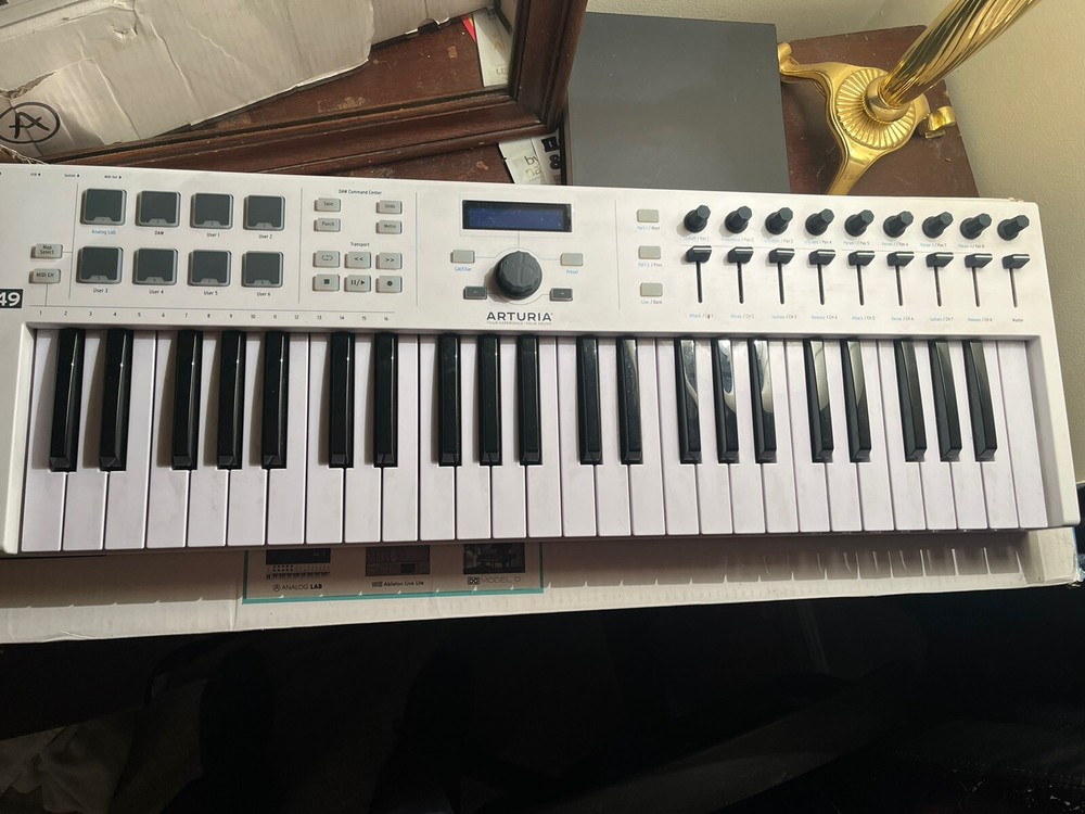 Arturia KeyLab Essential 49 Keyboard Controller