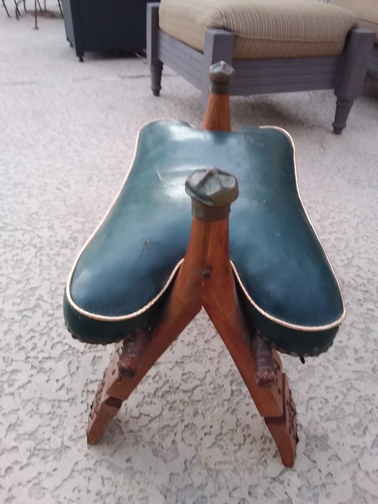 VINTAGE ANTIQUE CAMEL SADDLE/STOOL FOLDING LEGS