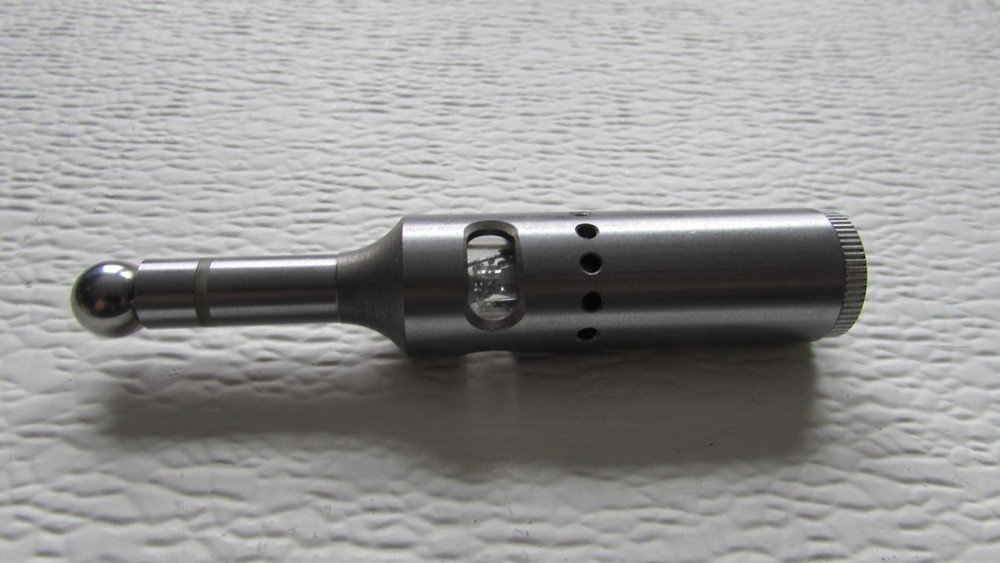 ELECTRONIC EDGE FINDER