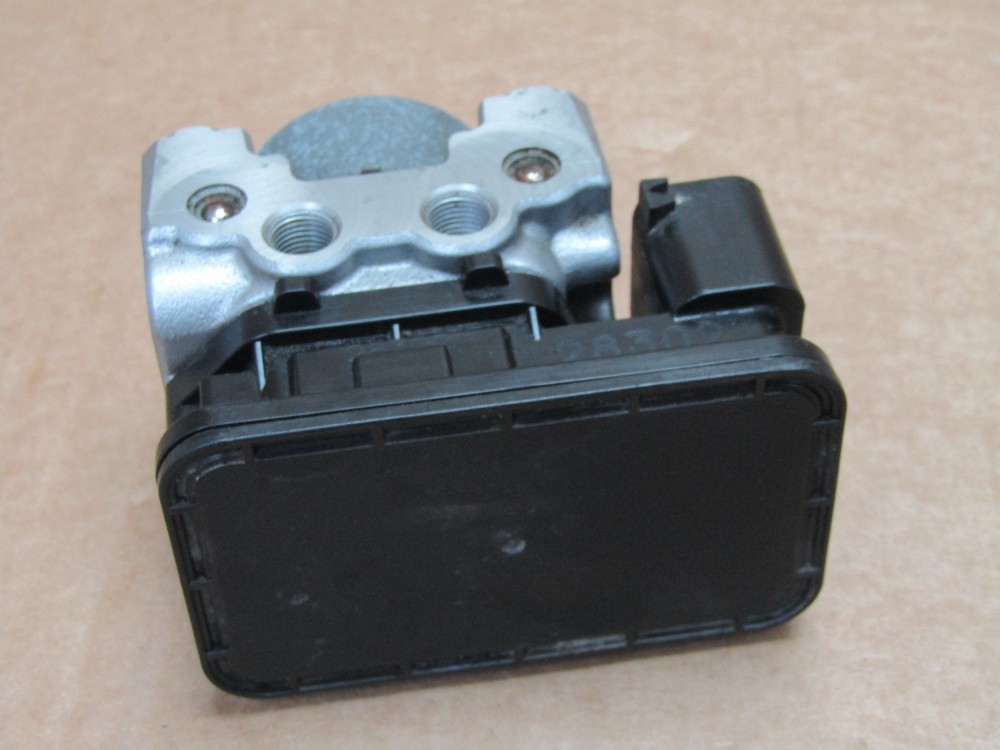 Triumph Tiger 800 XCX 2019 ABS pump control module (5541)