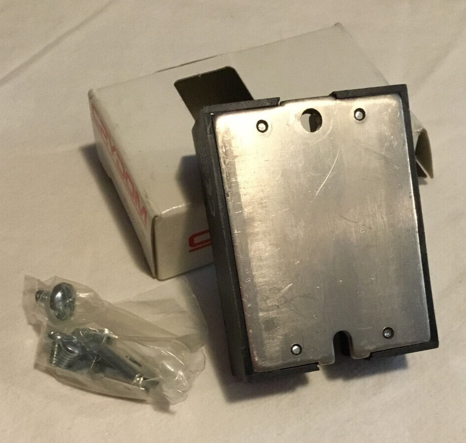 Crydom CSD2410 Solid-State Relay 240VAC 10A Output, 3.5-15VDC Input