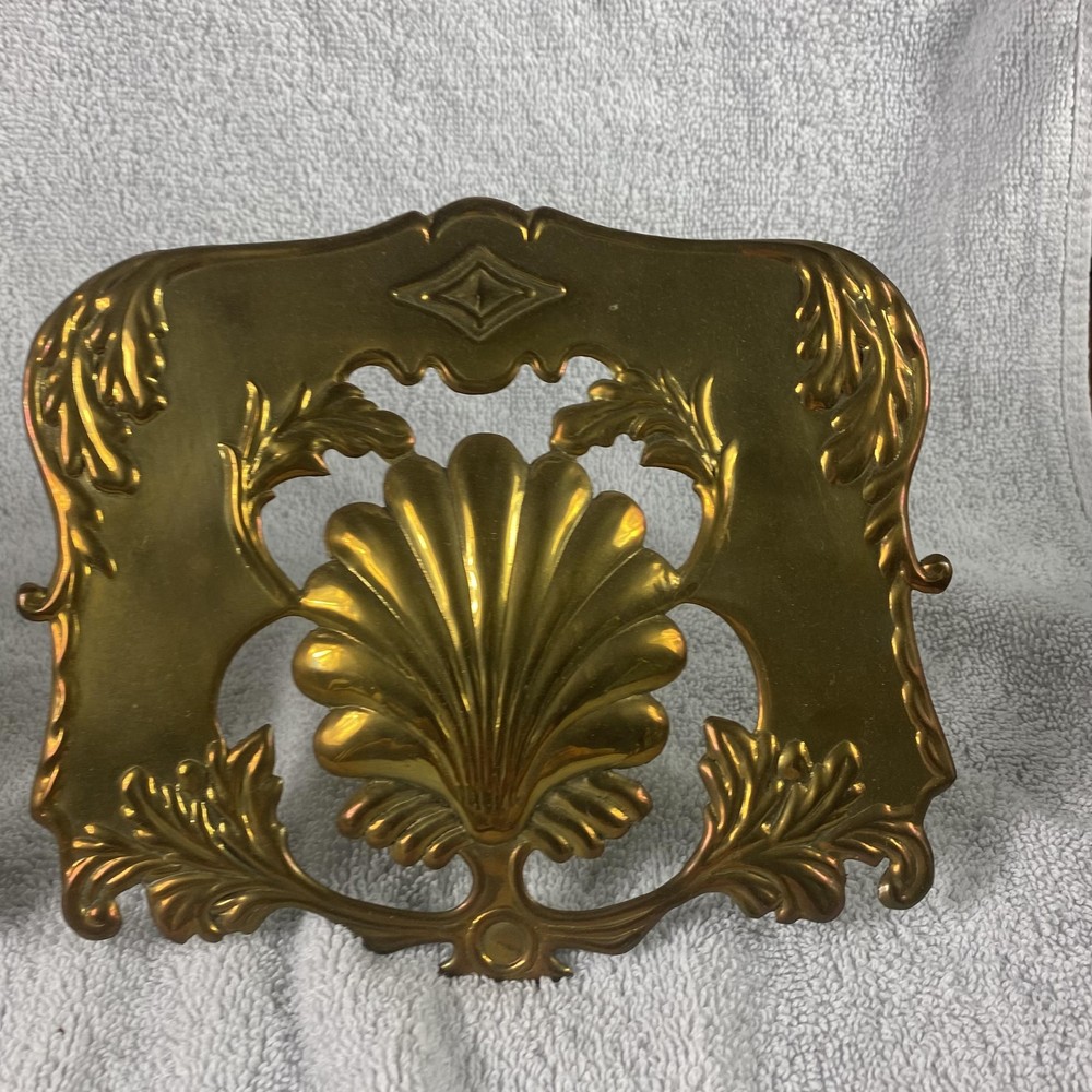 Brass Shell Candle Flame Shields Pair Shell Elegant Grand Millennial Vintage
