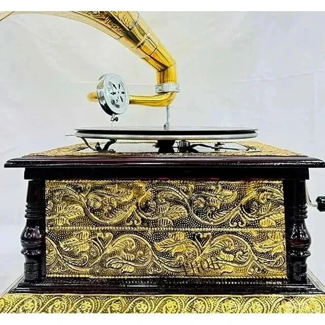 Fully Functional Working Gramophone Phonograph, win-up record player