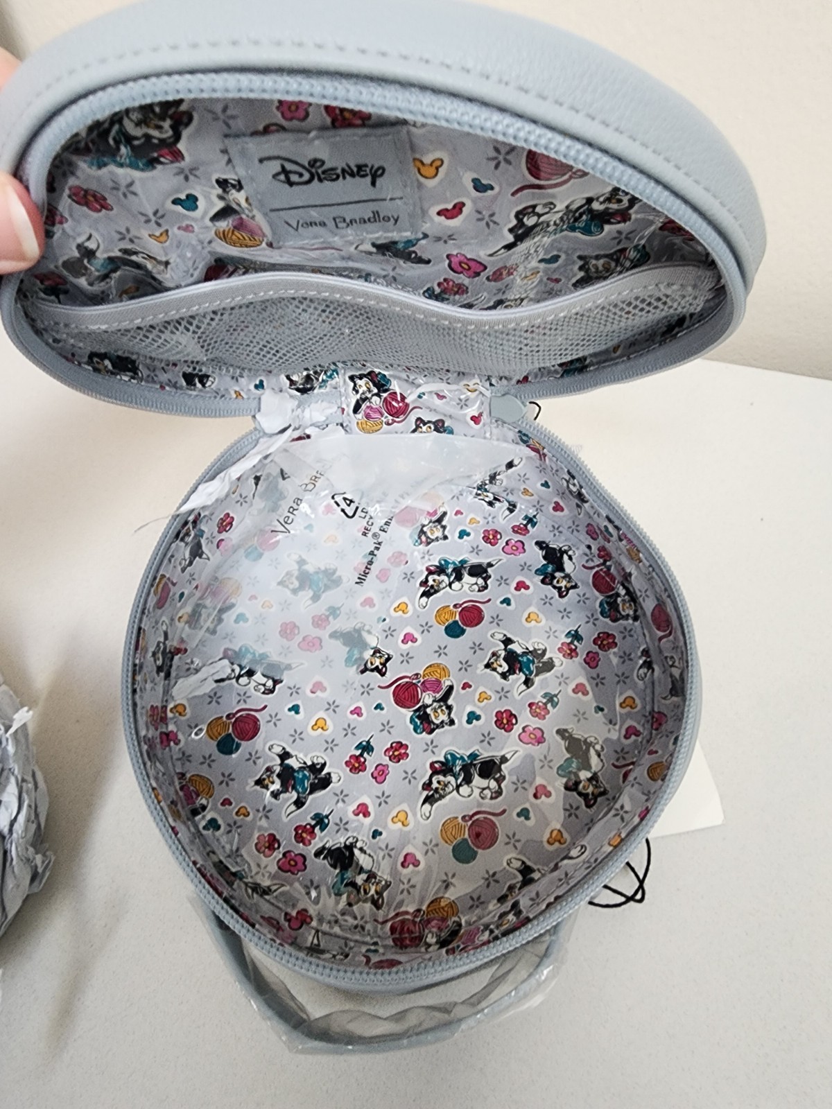 Vera Bradley Disney Whimsy Cosmetic Mickey Mouse Piccadilly Paisley NWT