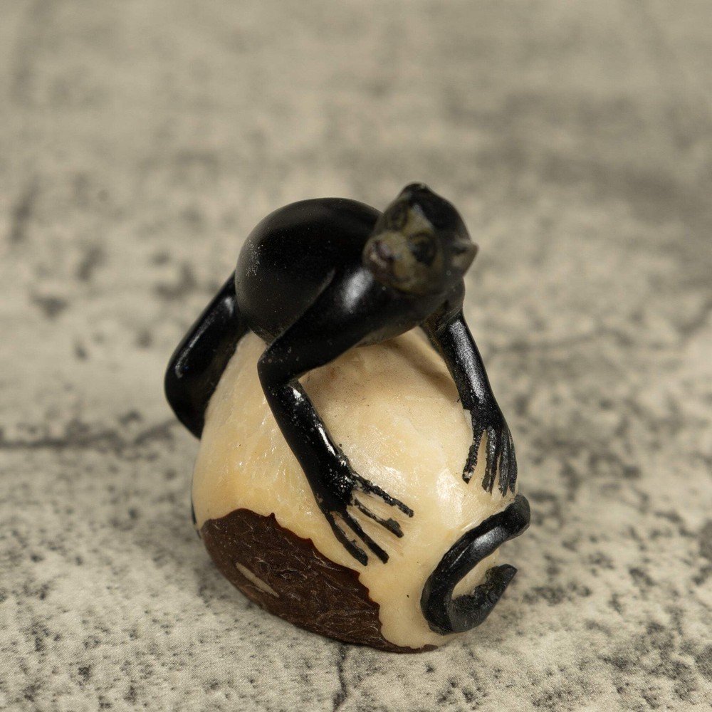 Rainforest Howler Monkey Tagua Carving