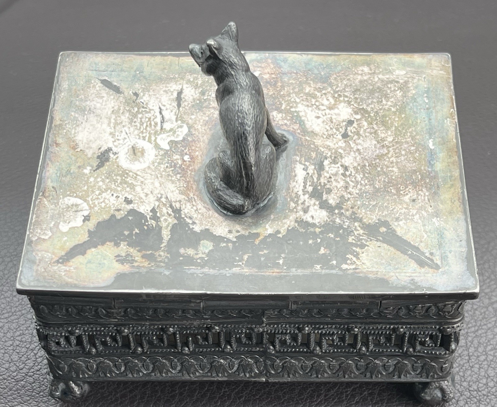 Antique Silver Plated Box w/ Fox or Dog On The Lid - Victorian or Art Deco-era☚☚