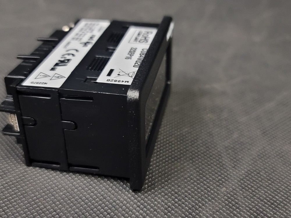 Red Lion Miniature DC Voltmeter Model CUB4V020