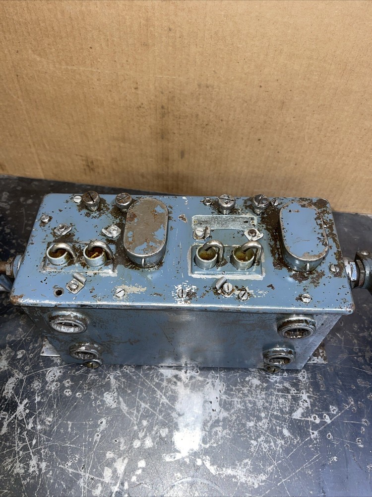 Madison Kipp Model 50 Sight 4 Feed Ratchet Oiler Lubricator Machine Engine