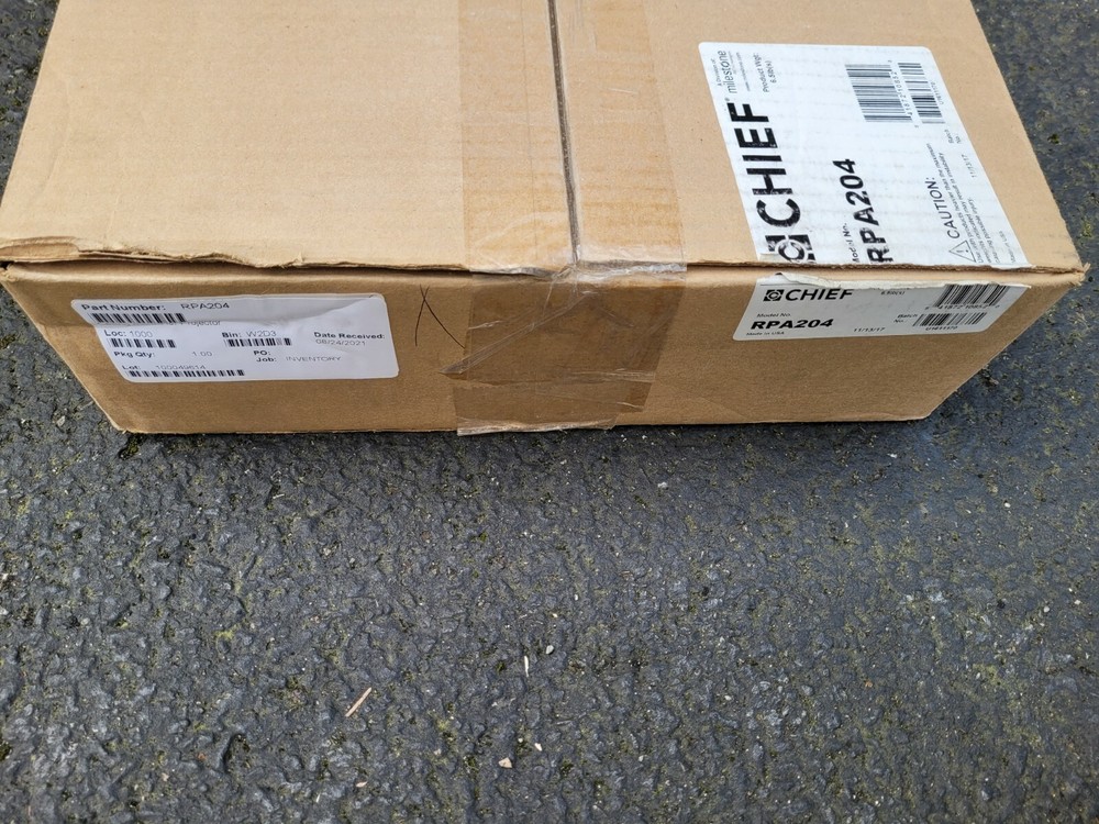 Chief Universal RPA Interface Projector Bracket RPA204 - New