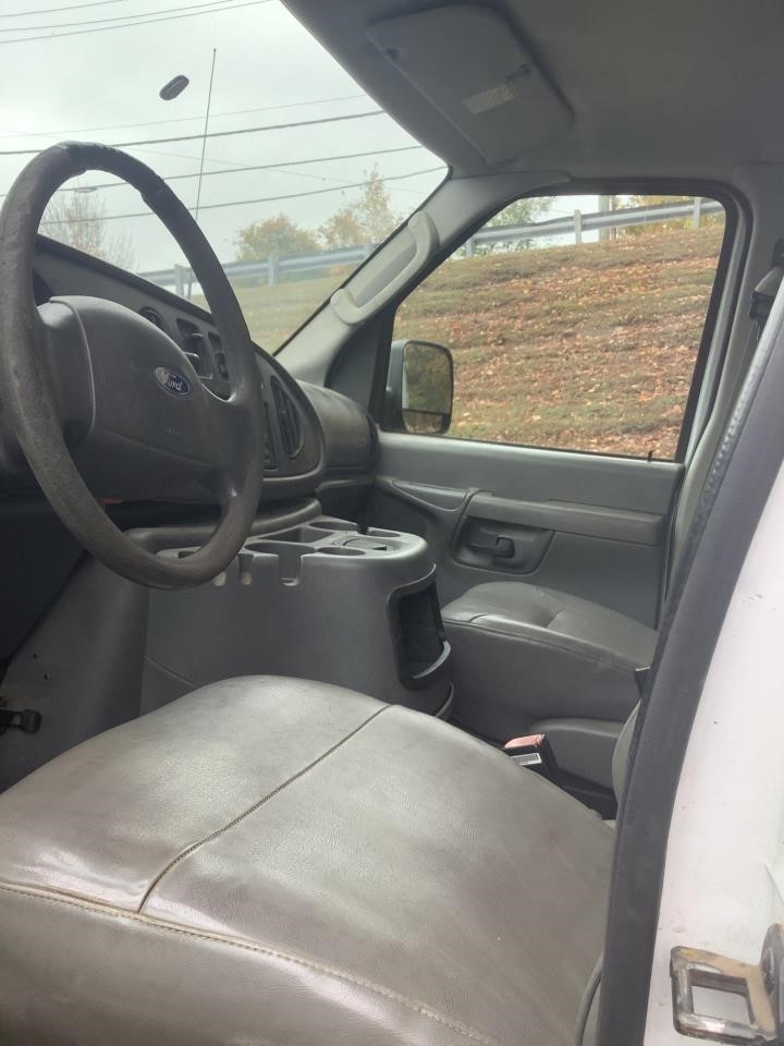 Used Fuse Box Engine fits: 2003 Ford E350 VAN Grade A