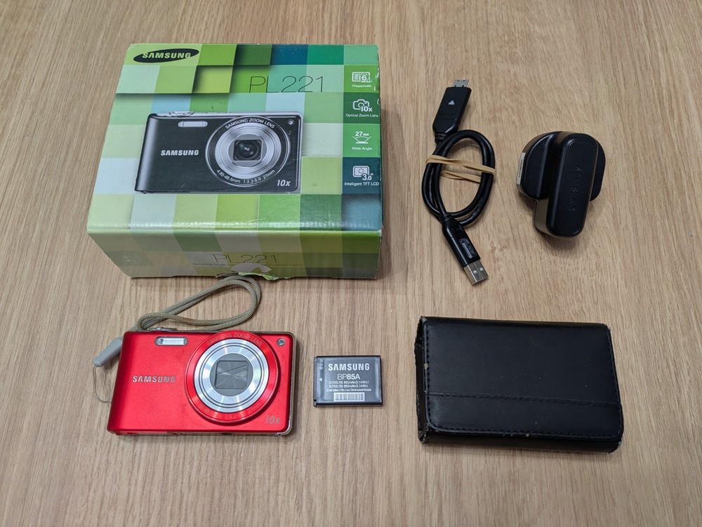 Samsung Digital Camera PL221 16.0MP Red Tested - Boxed with Charging Cable, Case