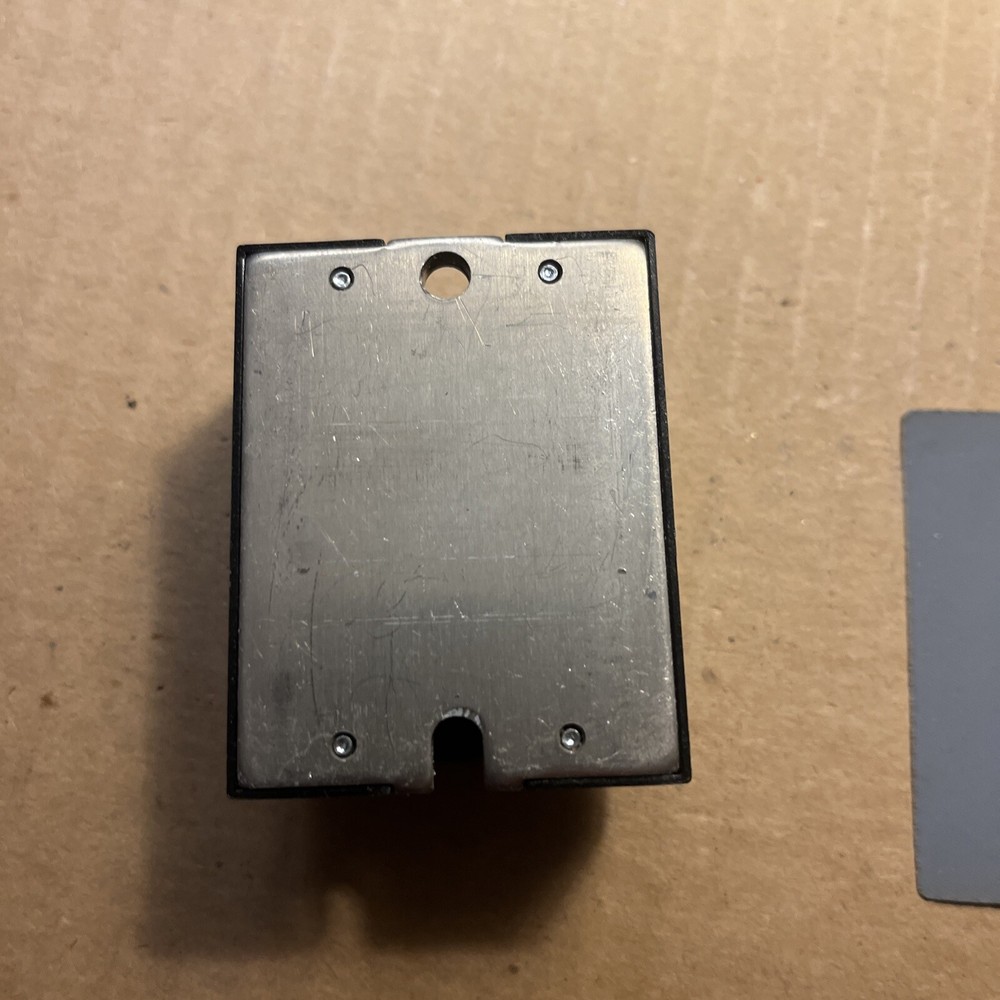 Crydom d2475-4266 solid state relay