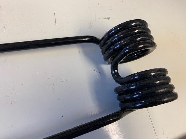 4 Teeth for John Deere 752/754/756 & Frontier TD1123 Tedders ES10525 KN57609000