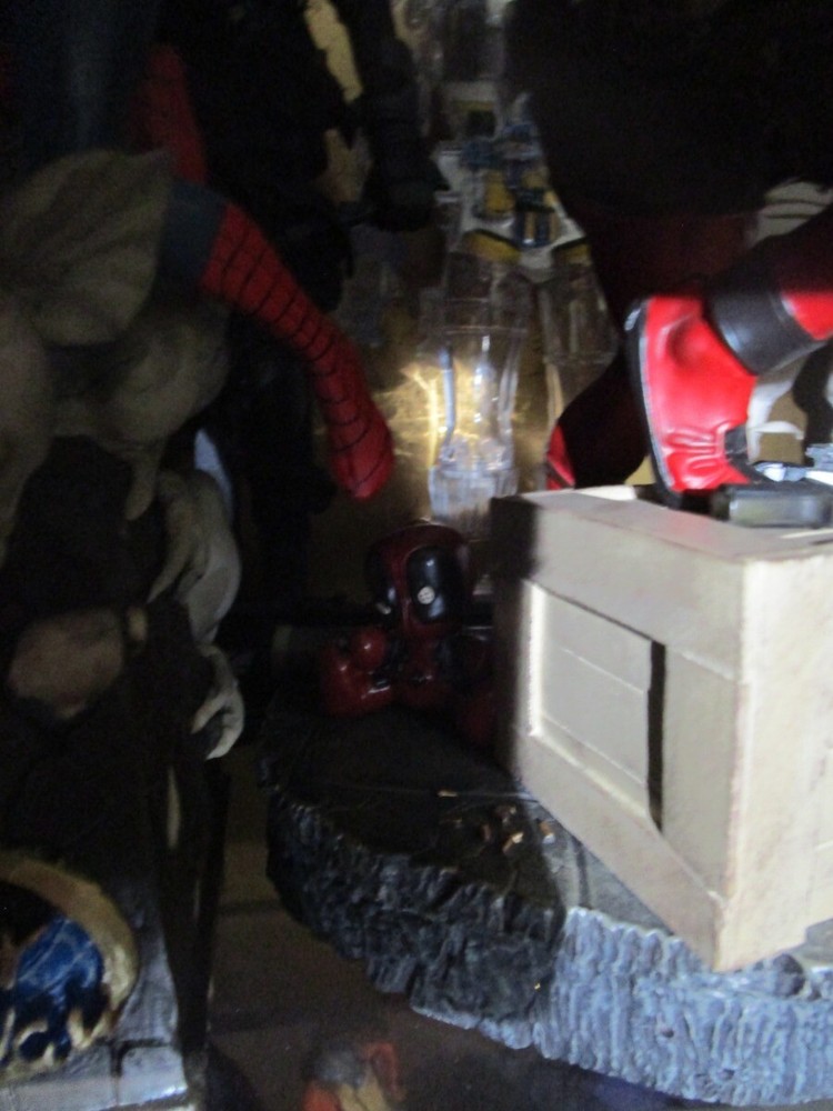 DEADPOOL STATUE /2000 KOTOBUKIYA MERCENARY X-MEN MARVEL COMICS