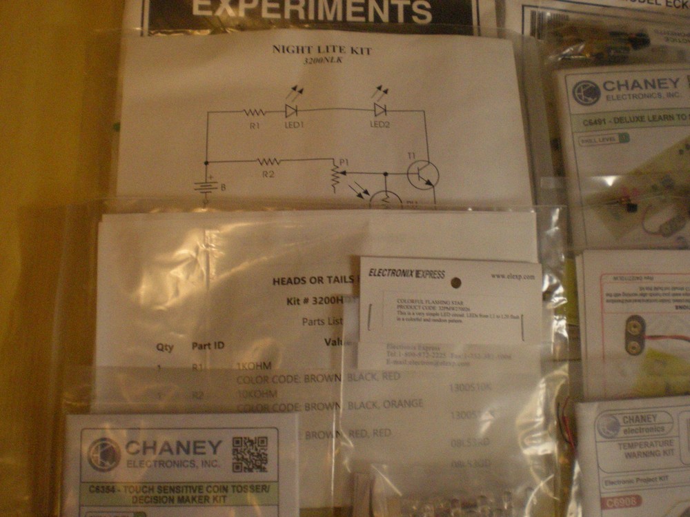 Electronic Learning Projects (76) NEW, +Soldering Tool kit, (SEE DESCRIPTION) ++