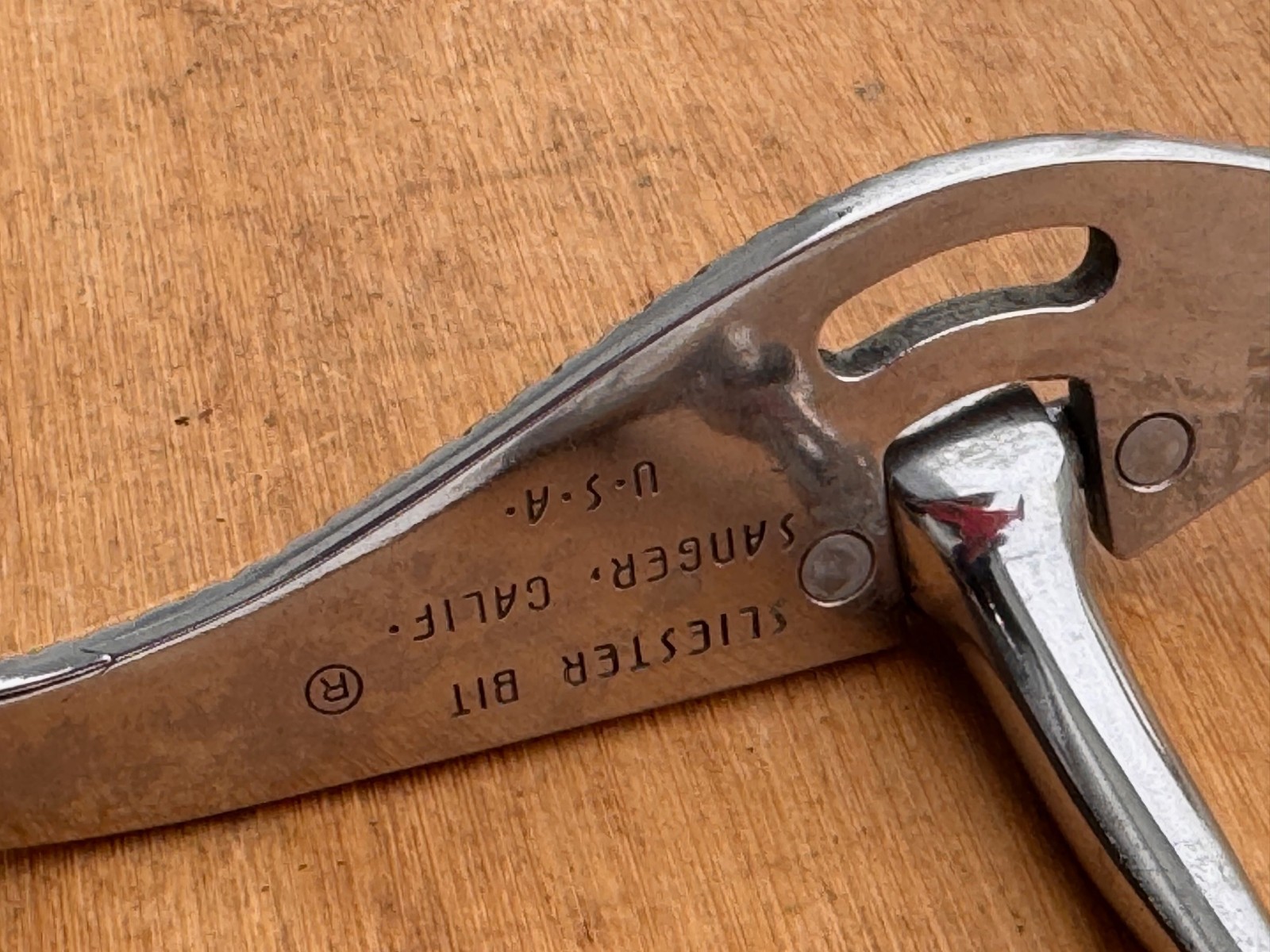 SLIESTER Engraved Surgical Steel Smooth Jointed Western Horse Bit ~ 4.5"