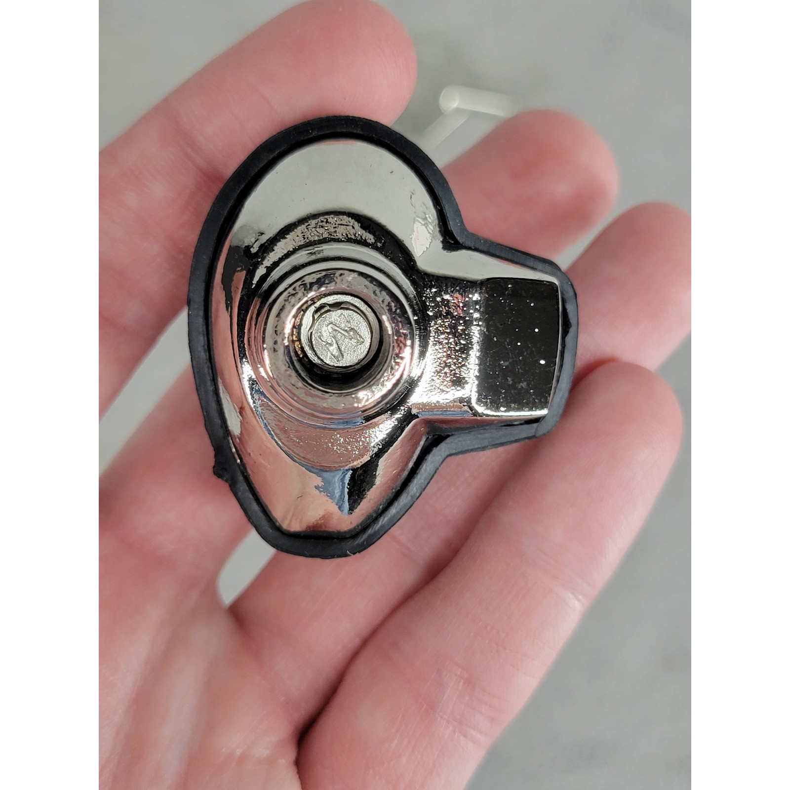 DAC Technologies Metal Trigger Lock Chrome with Key for Handguns Rifles Shotguns