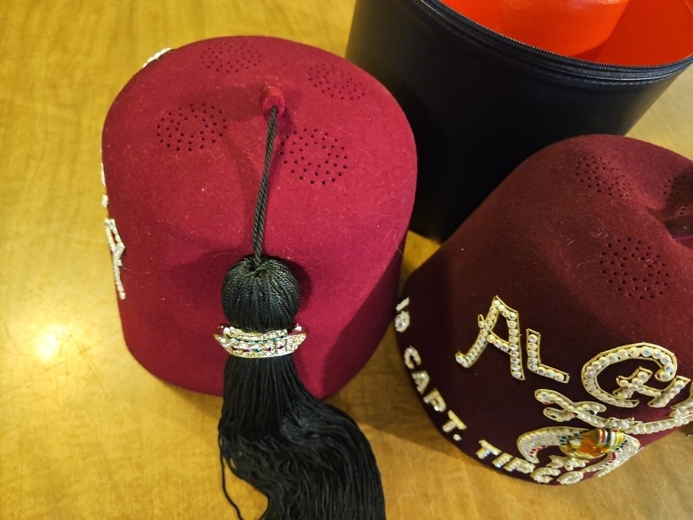 Al Chymia Hat Lot Masons