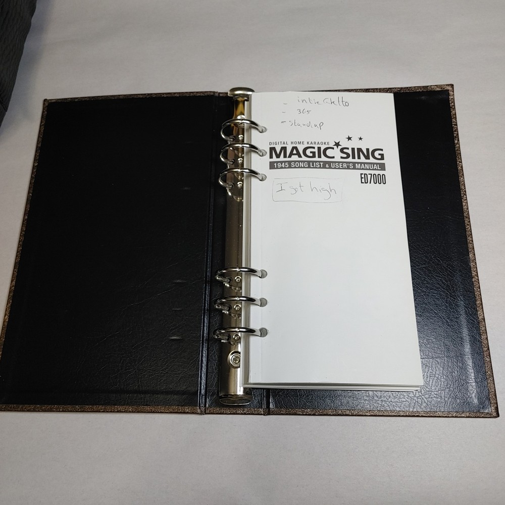 Magic Sing ED-7000 Microphone w/External Video Pack