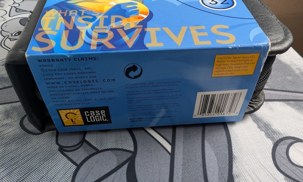 Case Logic 2002 Pro Sleeve 32 CD Case New