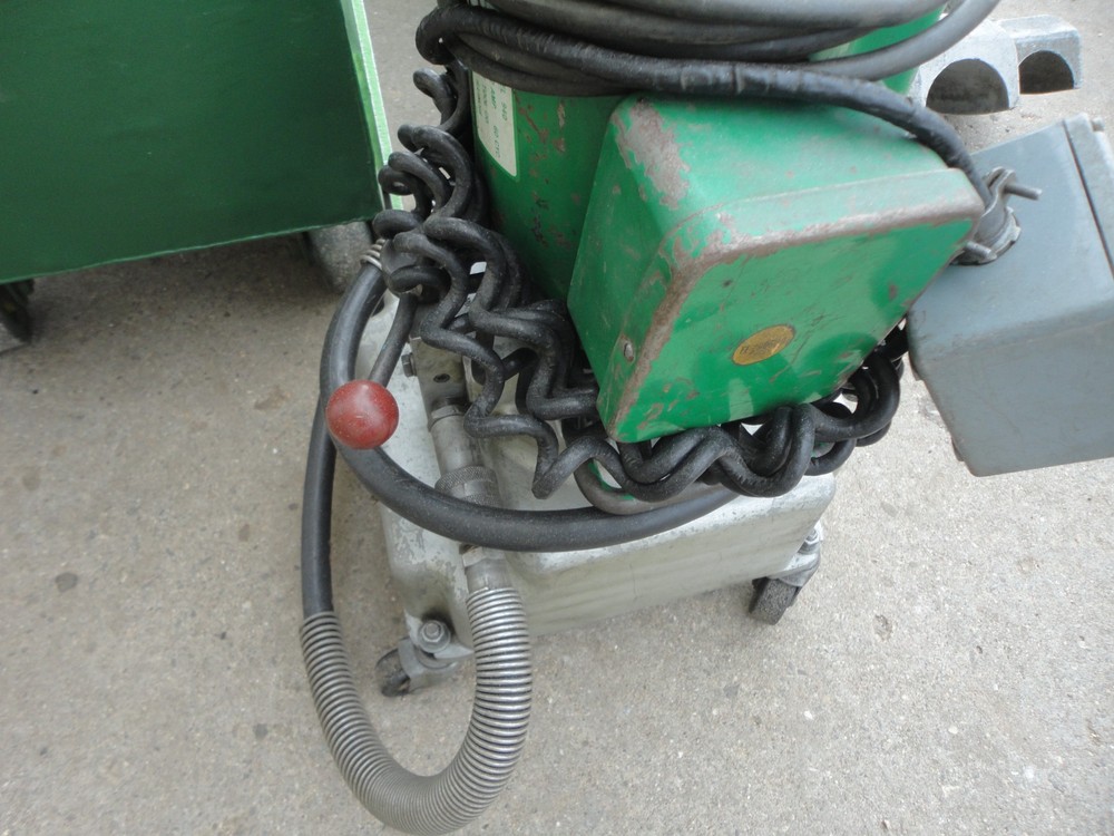 Pre-Owned "Complete" GREENLEE #884 Bender including Hydraulic Pump
