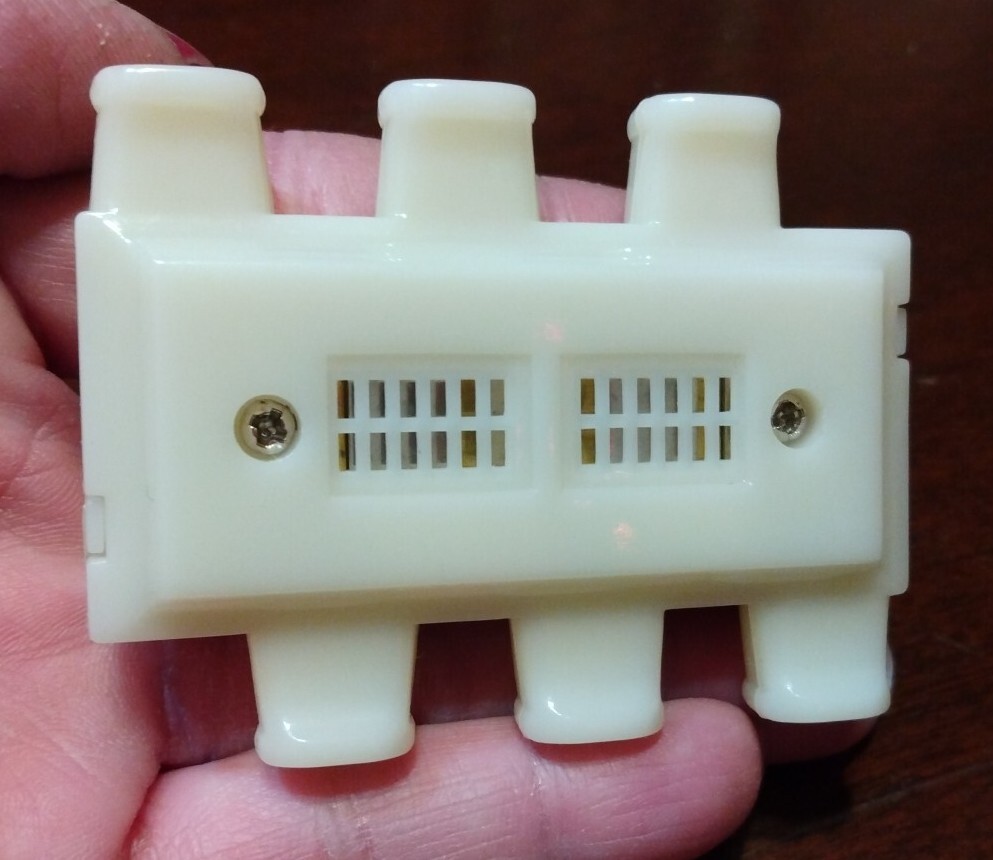 E B G D A E 6 Tones Guitar String Tuning Plastic, Pre-owned Never Used