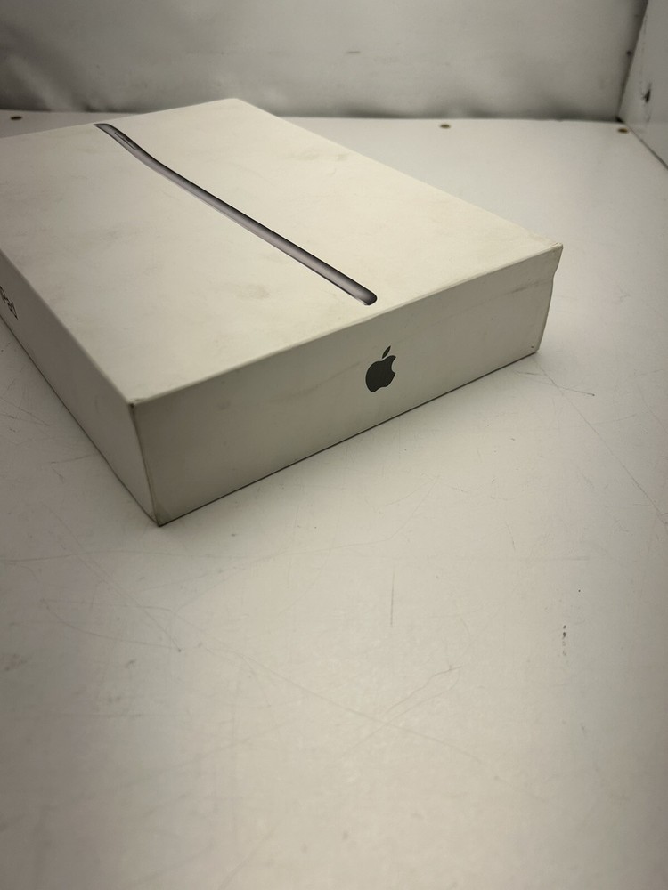 Apple iPad 6th Generation Wi-Fi 32GB Silver A1893 *EMPTY BOX ONLY* MR7F2LL/A