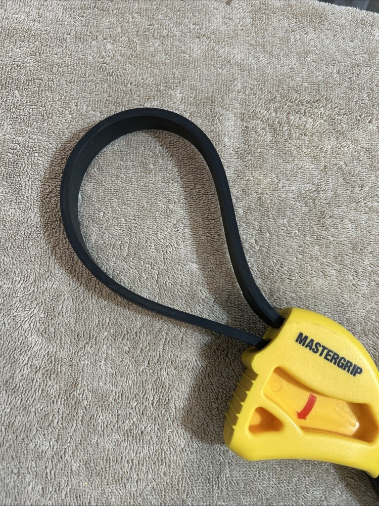 Strap Wrench. By Mastergrip 19"