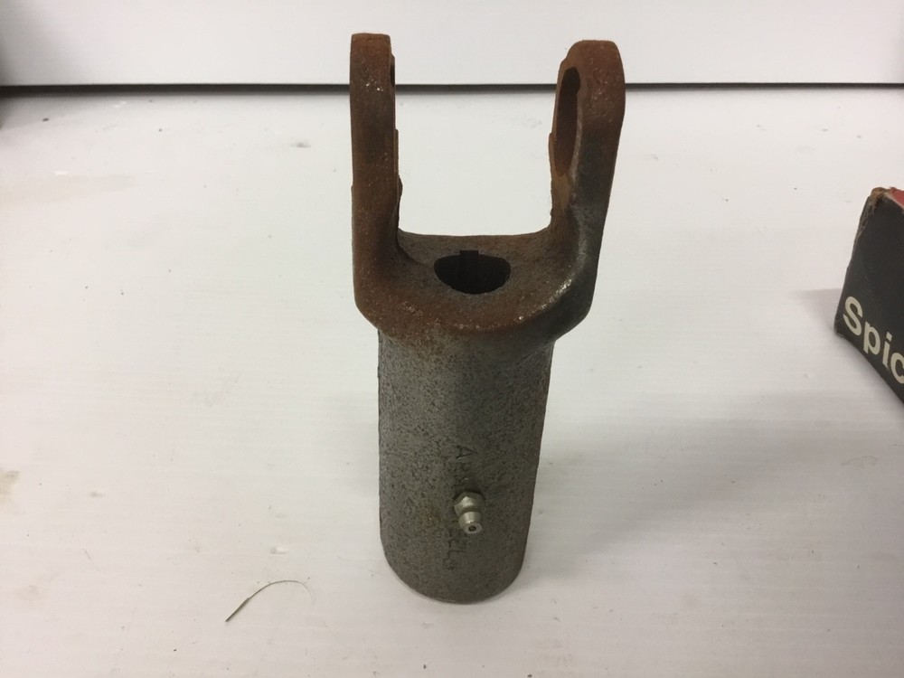 Spicer 10-3-13X PTO End Yoke