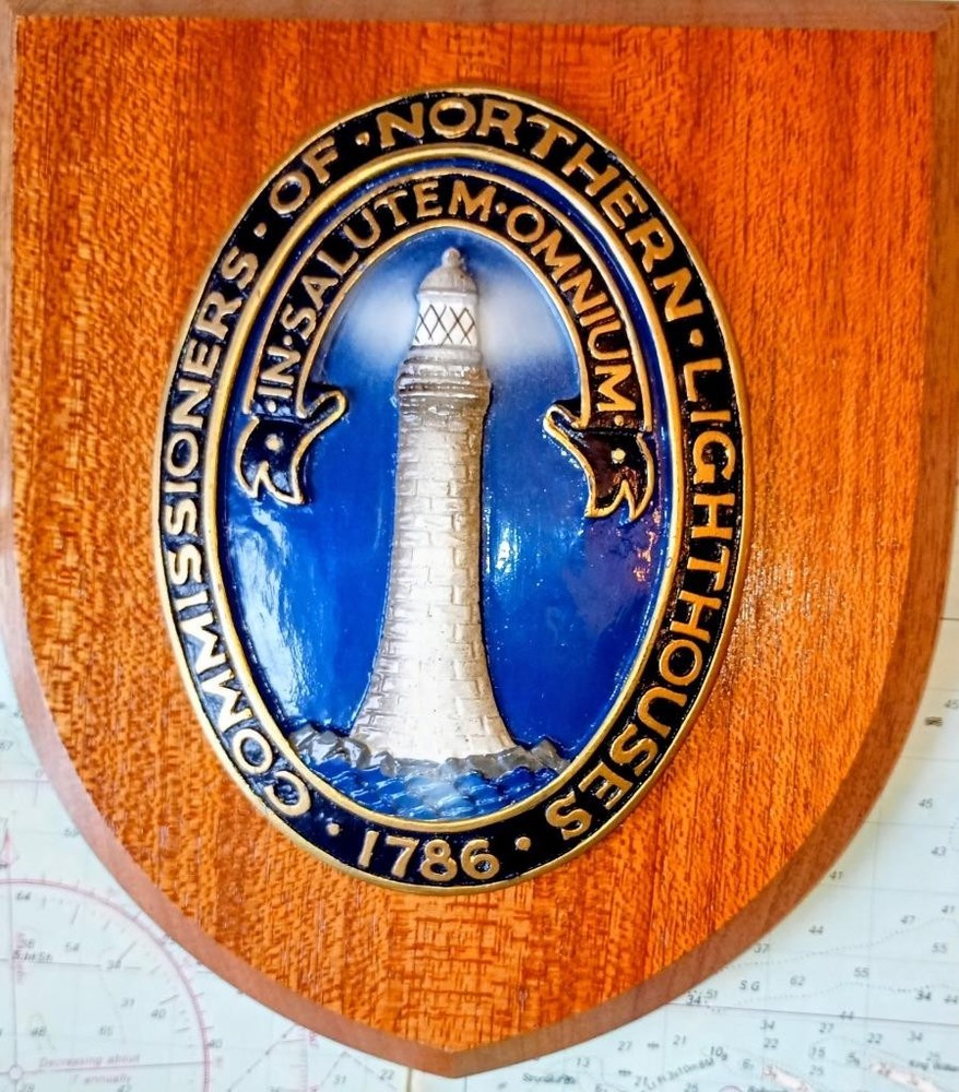 OLD MASTER MARINERS HMS SHIPS NORTHERN  LIGHTHOUSE BOARD Crest Shield Plaque