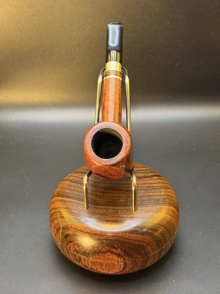 Unmarked Panel Lovat Tobacco Pipe