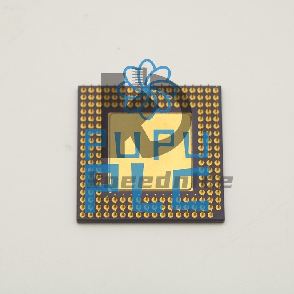 NEW MOTOROLA MC68040RC33 Microprocessor 1PCS