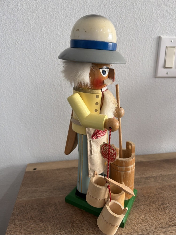 Steinbach - Dairy Farmer - 15" German Christmas Nutcracker No Box