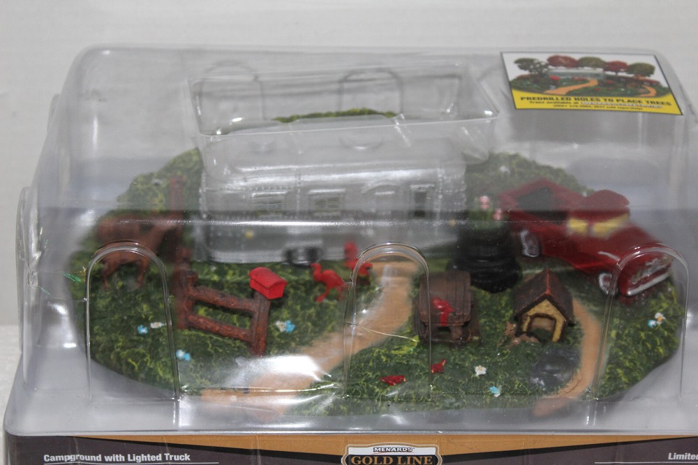 MENARDS O SCALE CAMPER VIC'S SECRET HIDEAWAY WITH TREES