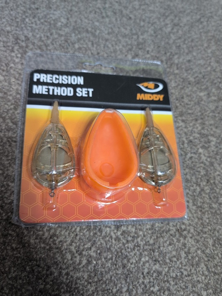 method feeders and mould