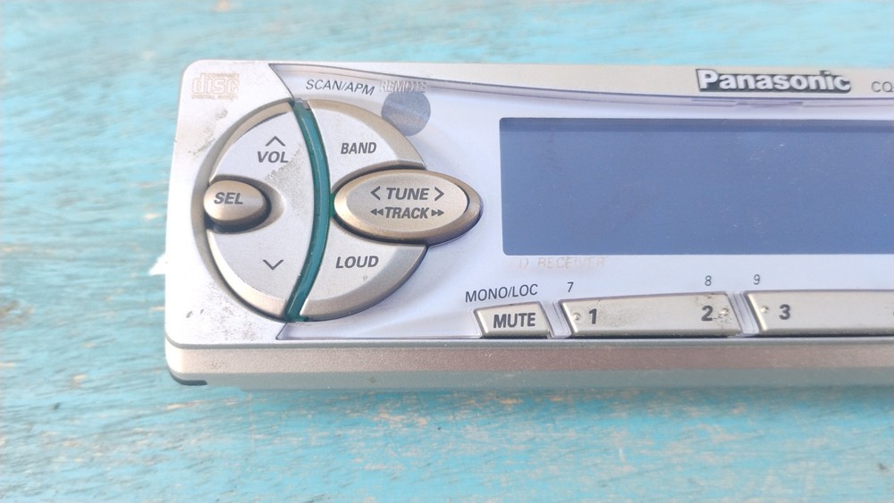 Panasonic CQ-DFX301U Detachable Face Only Untested