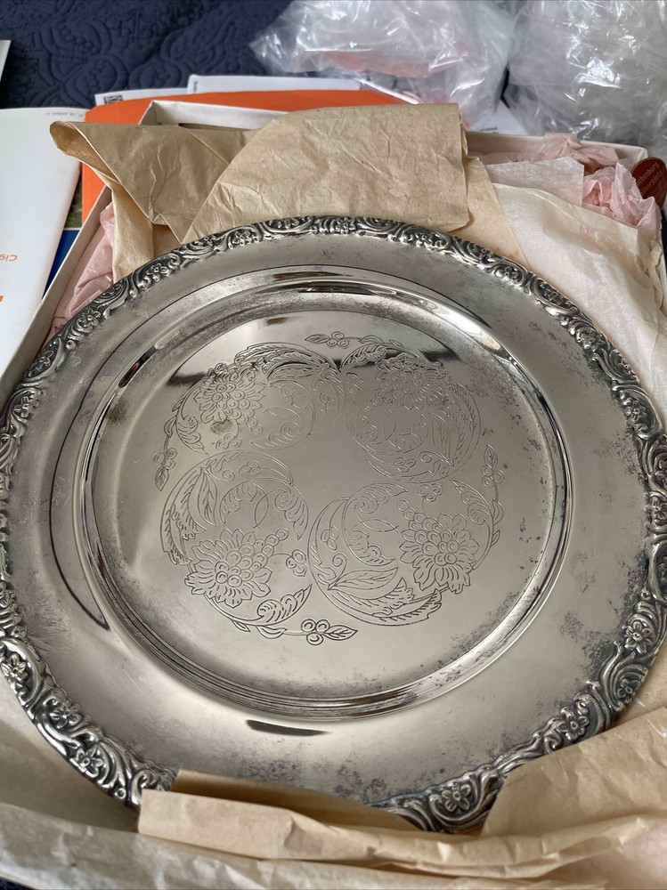 Segerstrom & Sevenson Silverplate Set