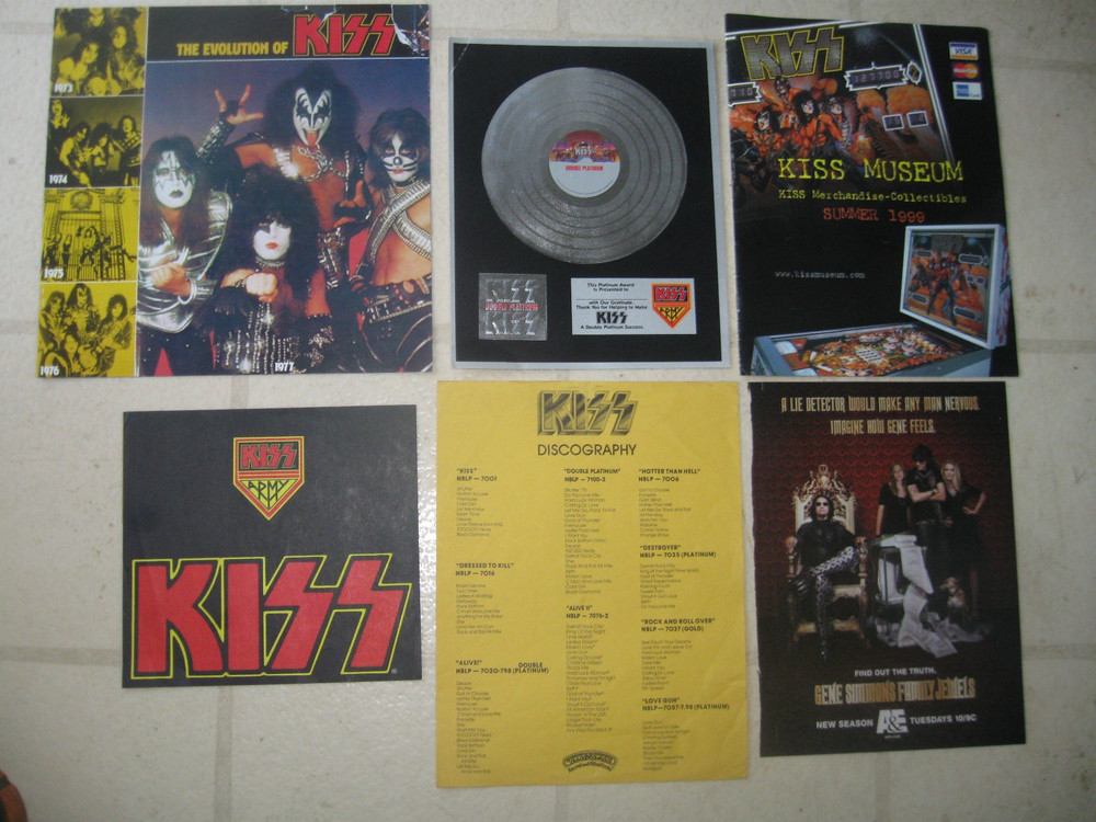 KISS KOLLECTABLES KOLLECTION (6)ITEMS FROM THEIR GLORIOUS PAST