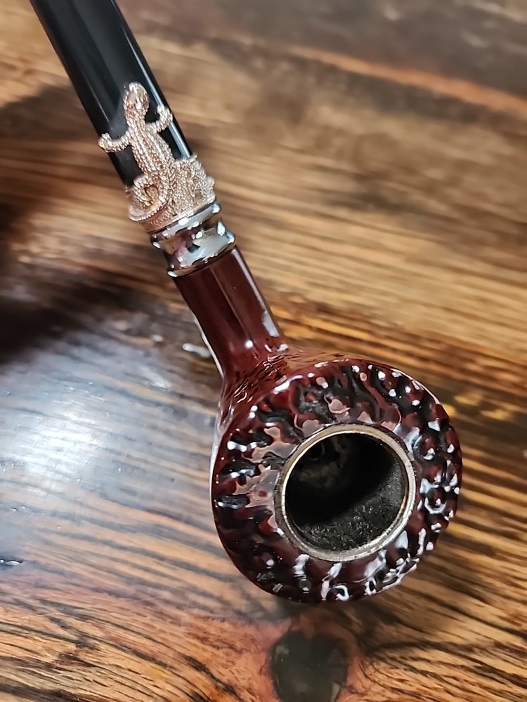 Estate Pipe With Chameleon