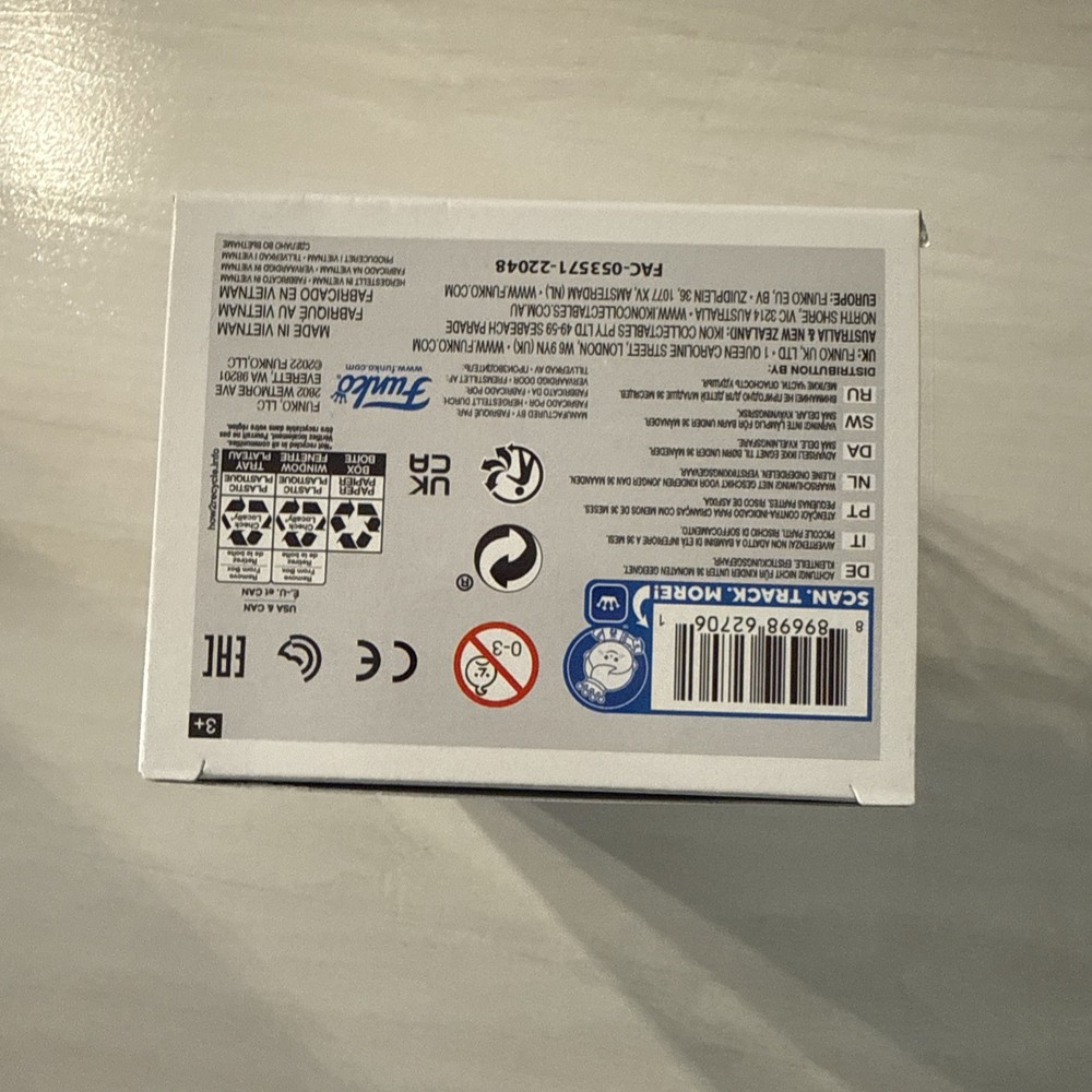 Funko Pop! Marvel #985 Loki w/ Scepter Glows Avengers Exclusive