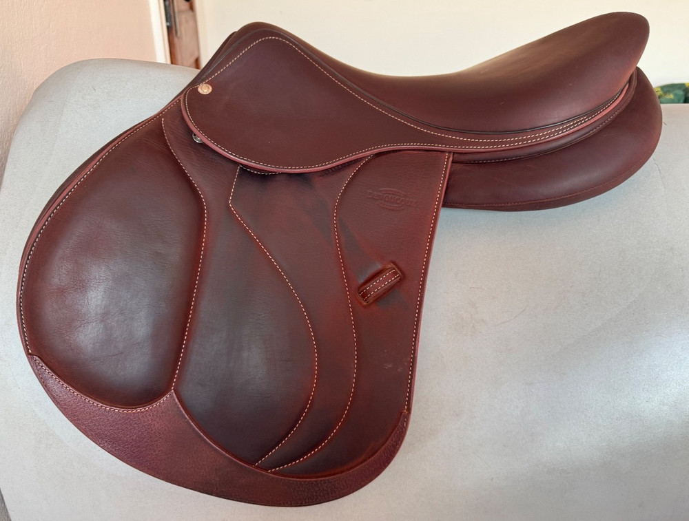 18" Devoucoux Biarritz O Saddle - 2023 - 2A - Full Buffalo - MINT!