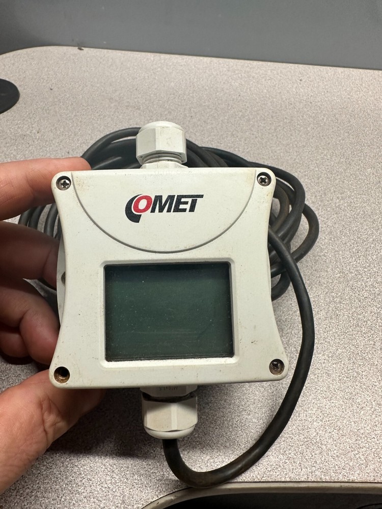 COMET T3111P TEMPERATURE HUMIDITY PROGRAMMABLE PROBE. PRE-OWN.FREE SHIPPING.