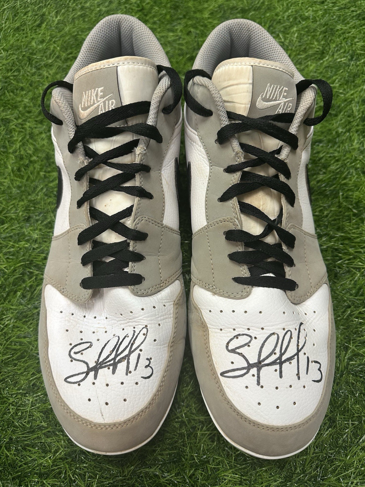 Salvador Perez Kansas City Royals Game Used Cleats 2024 Nike Jordan 1 GUG LOA