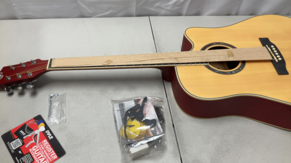 Pyle acoustic guitar kit